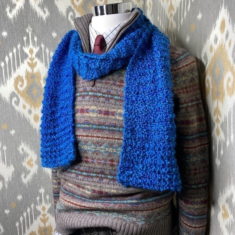 Unisex
Hand-knit Oblong Blue Scarf
